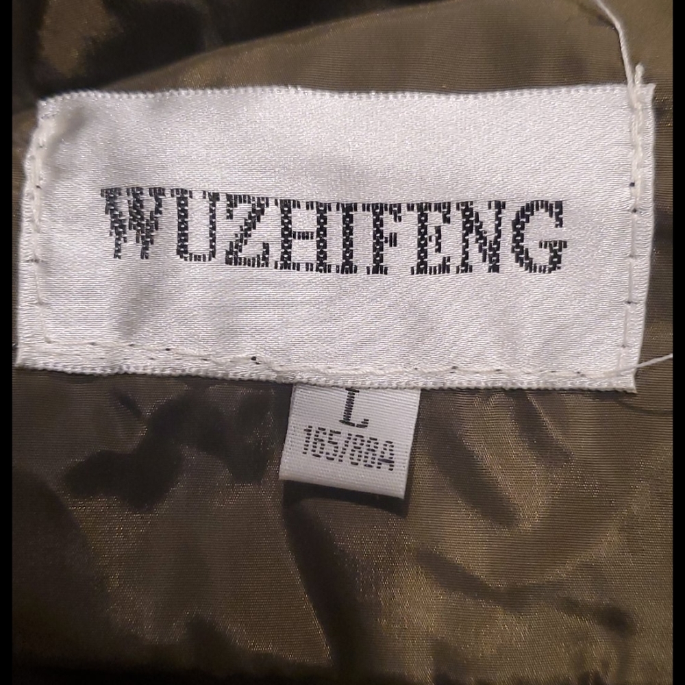 To small - Picture 2 of 6